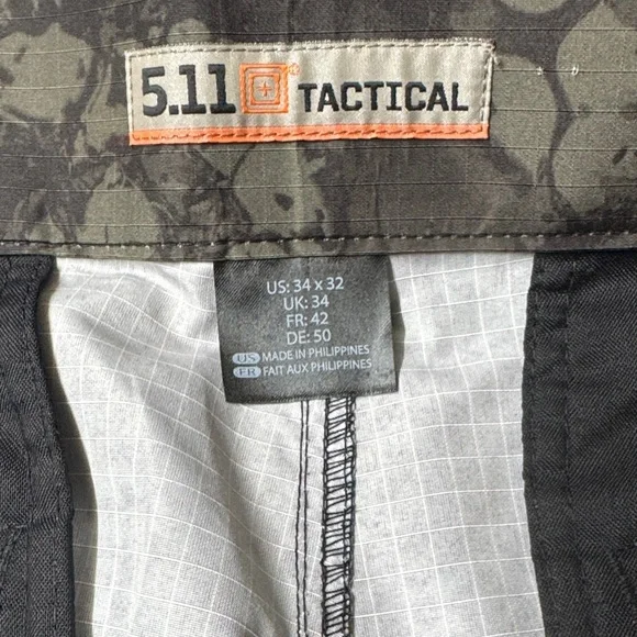 5.11 Tactical Men's Tan Camouflage Cargo Pants - Picture 3 of 3